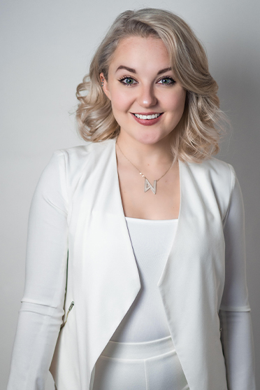 Las Vegas Broker Anna